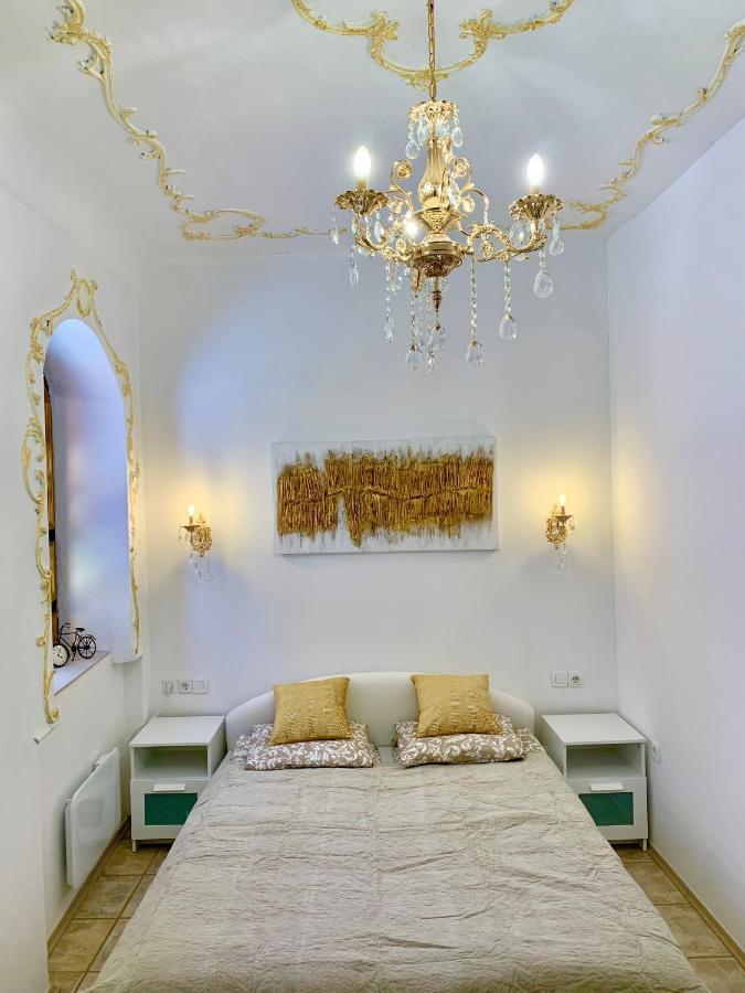 Ljubljana City Center Apartment Екстер'єр фото