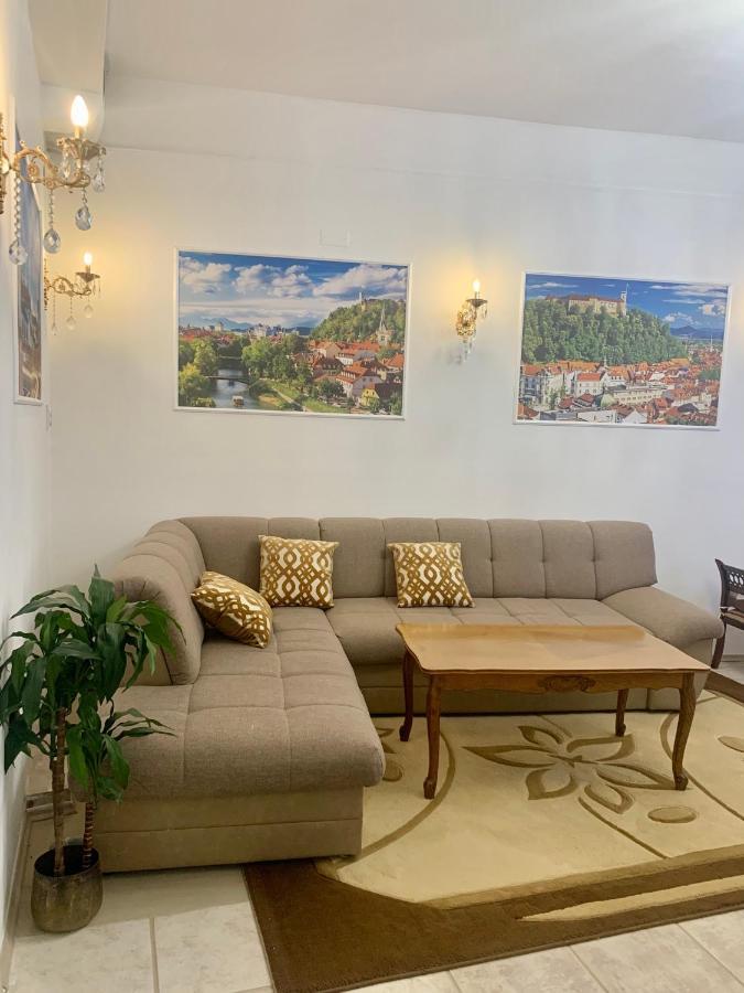 Ljubljana City Center Apartment Екстер'єр фото