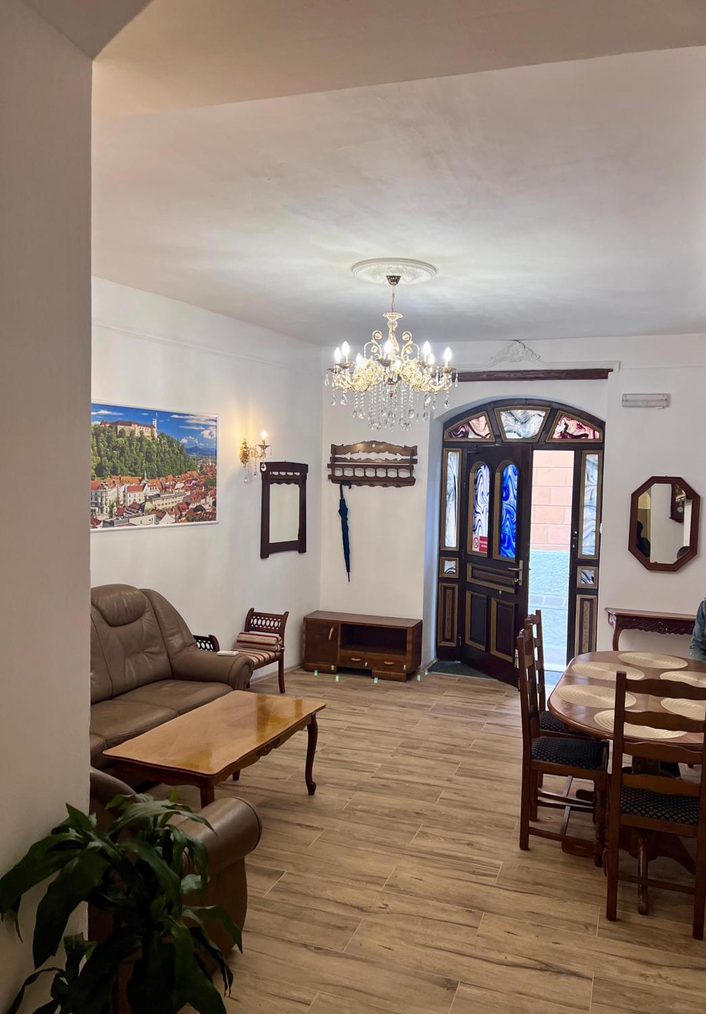 Ljubljana City Center Apartment Екстер'єр фото